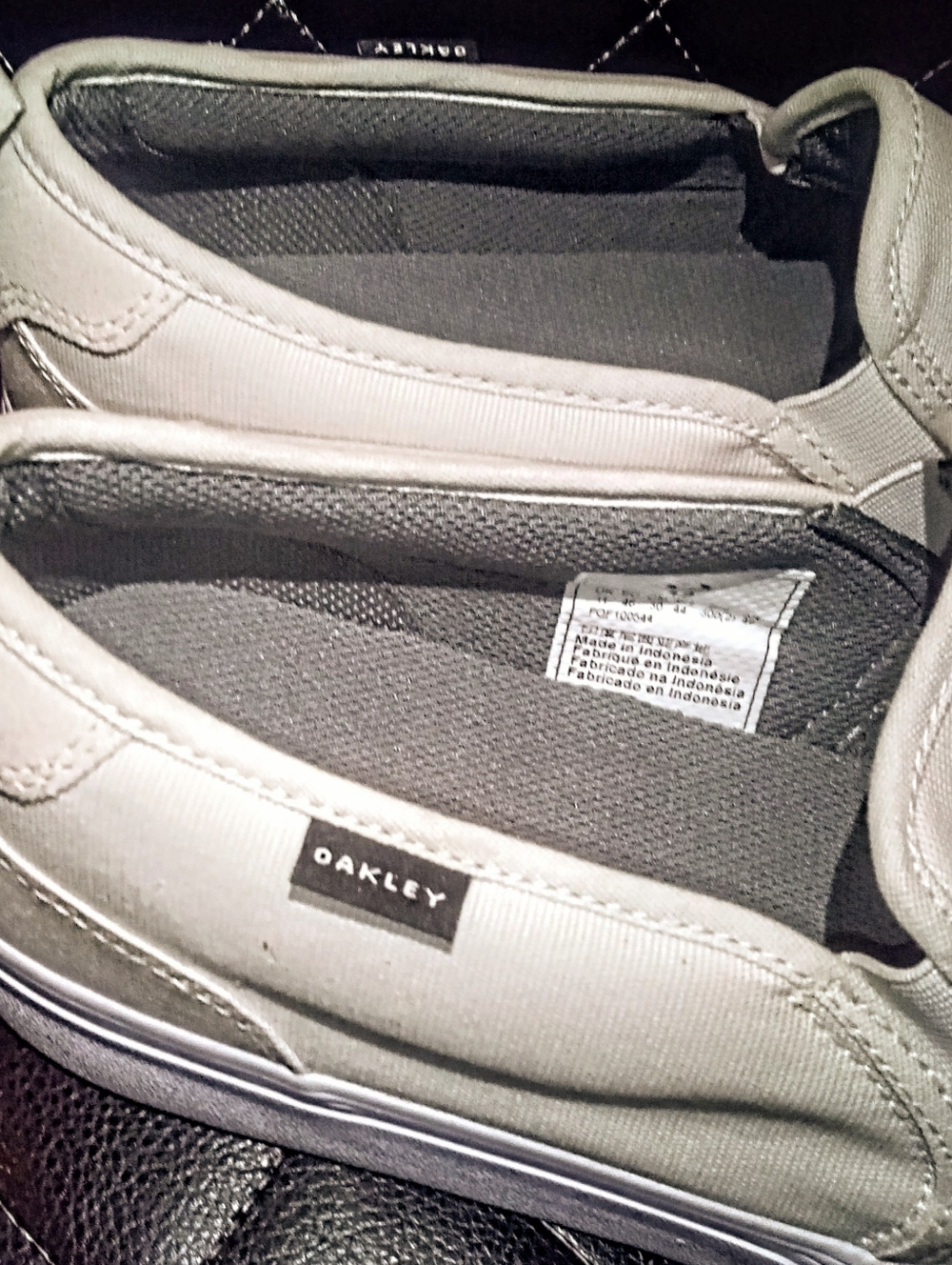 New Men's Oakley Lunar Rock Ivory Color Canvas Banks Slip On Sneakers Size 12 - Picture 6 of 8